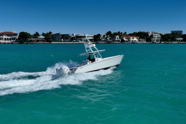 38ft Jupiter Yacht For Sale