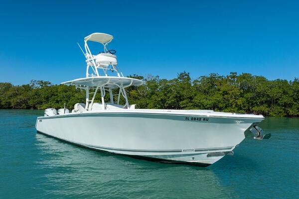 38ft Jupiter Yacht For Sale