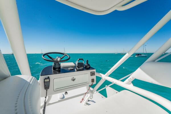 38ft Jupiter Yacht For Sale