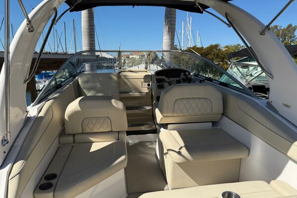 27ft Regal Yacht For Sale