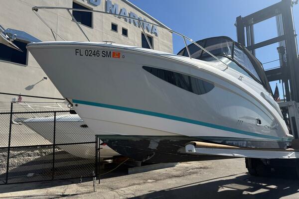 27ft Regal Yacht For Sale