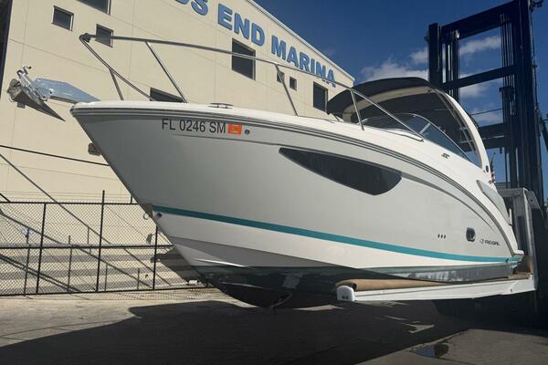 27ft Regal Yacht For Sale