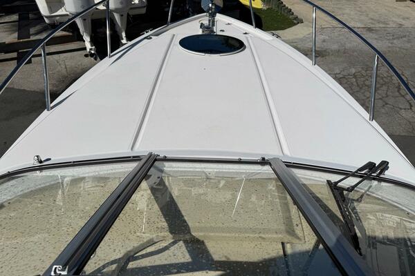 27ft Regal Yacht For Sale