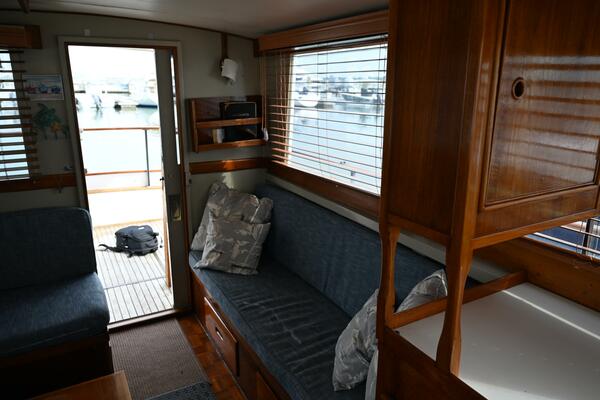 32ft Grand Banks Yacht For Sale