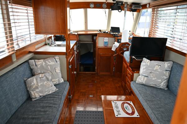 32ft Grand Banks Yacht For Sale
