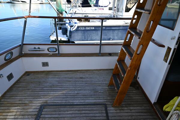 32ft Grand Banks Yacht For Sale