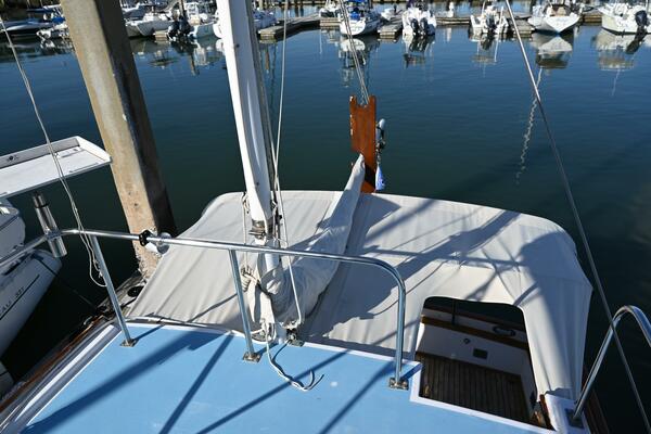 32ft Grand Banks Yacht For Sale
