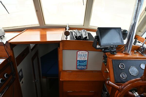 32ft Grand Banks Yacht For Sale