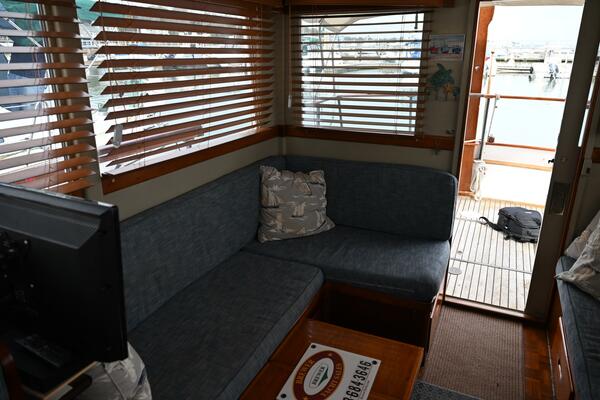 32ft Grand Banks Yacht For Sale