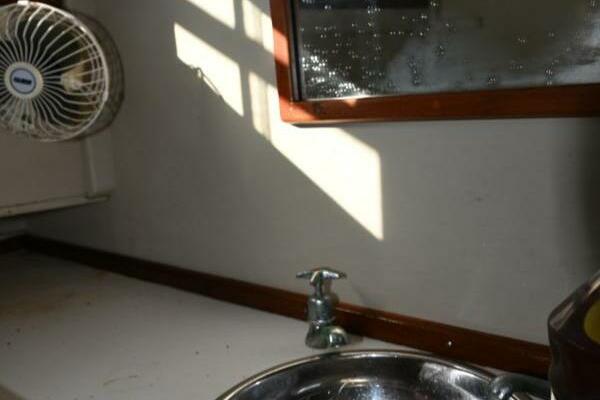 32ft Grand Banks Yacht For Sale