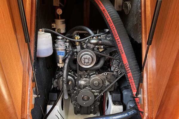 49ft Beneteau Yacht For Sale