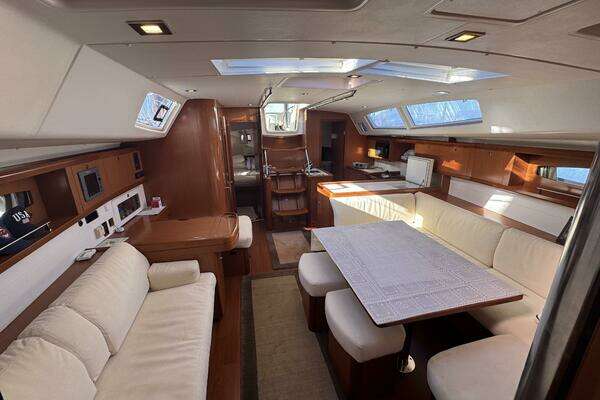 Beneteau 49 Yacht For Sale