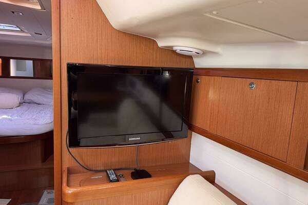 Beneteau 49 Yacht For Sale