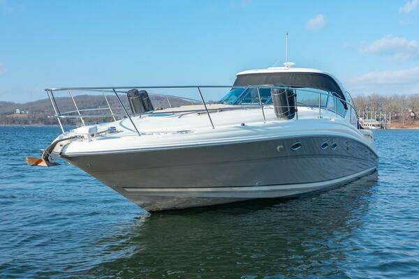 Sea Ray  Yacht For Sale