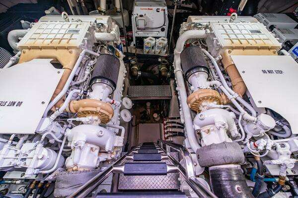 Sea Ray 60 Sundancer Yacht For Sale