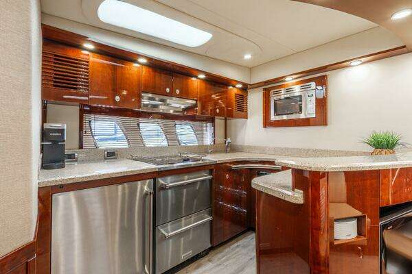 Sea Ray 60 Sundancer Yacht For Sale
