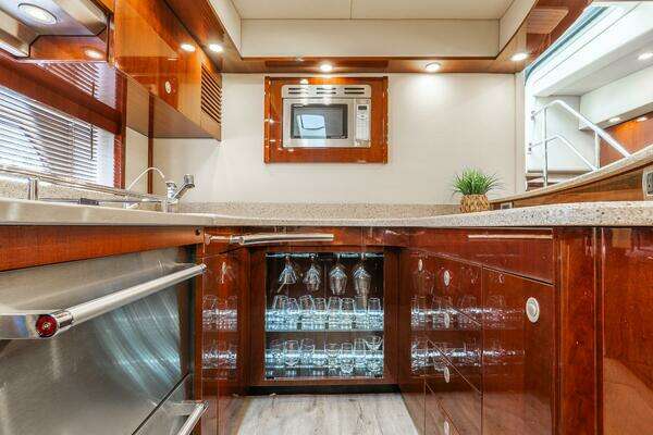 Sea Ray 60 Sundancer Yacht For Sale