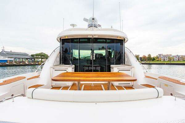 Sea Ray 60 Sundancer Yacht For Sale