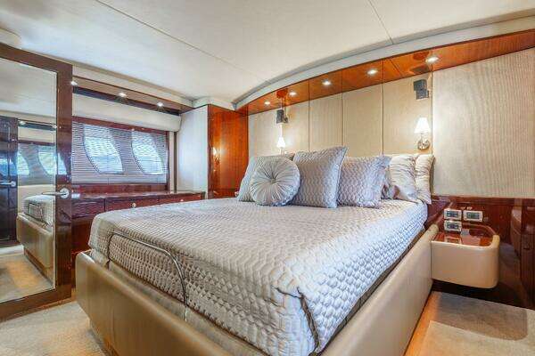 Sea Ray 60 Sundancer Yacht For Sale