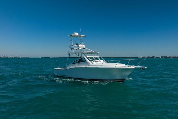 32ft Luhrs Yacht For Sale