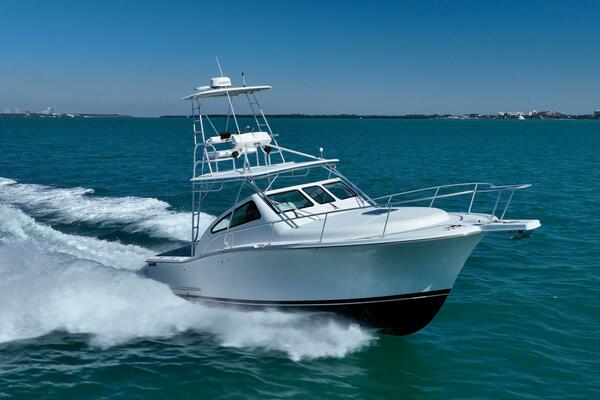 32ft Luhrs Yacht For Sale