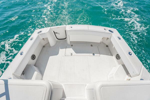 32ft Luhrs Yacht For Sale