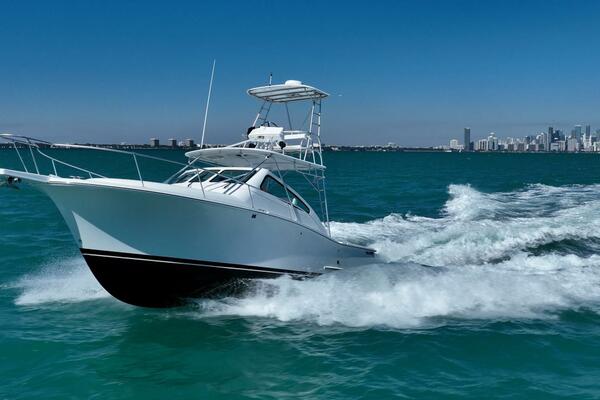 32ft Luhrs Yacht For Sale