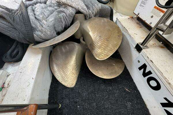 Altima 55 Pilothouse Yacht For Sale