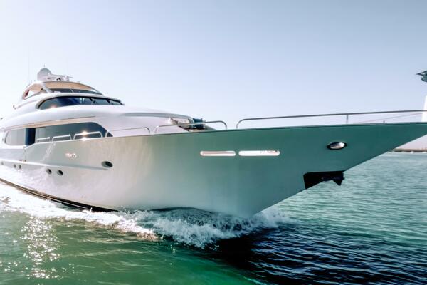 Serendipity 94ft Lazzara Yachts Yacht For Sale