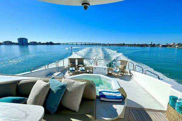 Photo of the 2001 Lazzara Yachts 94 Motor Yacht "Serendipity"
