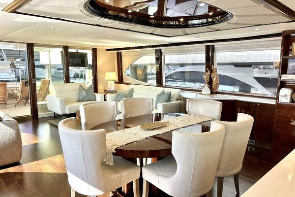 Serendipity 94ft Lazzara Yachts Yacht For Sale