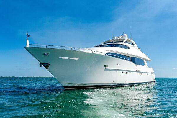 Lazzara Yachts 94 Motor Yacht Yacht For Sale