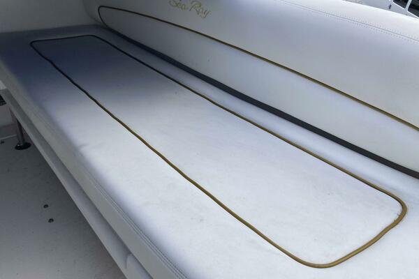 Island Girl 30ft Sea Ray Yacht For Sale