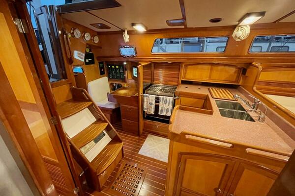 Journey Home 44ft Outbound Yacht For Sale