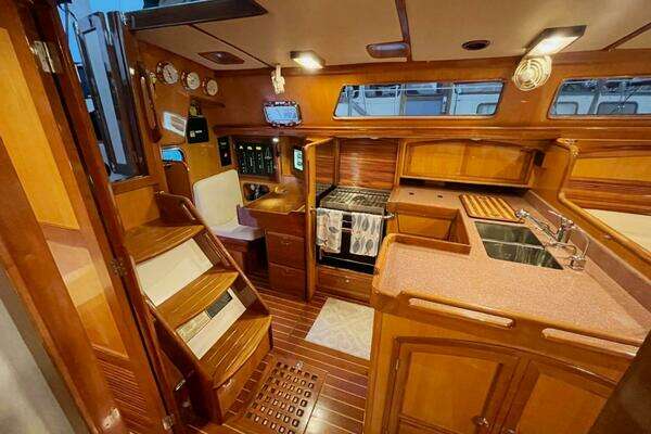 Outbound 44 Yacht For Sale