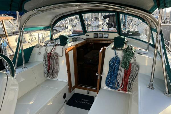 Journey Home 44ft Outbound Yacht For Sale