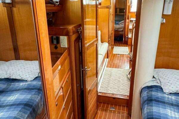 Outbound 44 Yacht For Sale