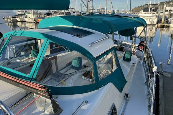 Journey Home 44ft Outbound Yacht For Sale