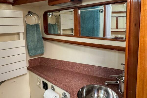 Journey Home 44ft Outbound Yacht For Sale