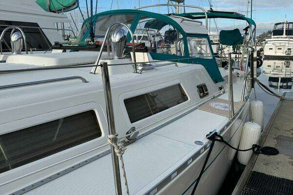 Outbound 44 Yacht For Sale