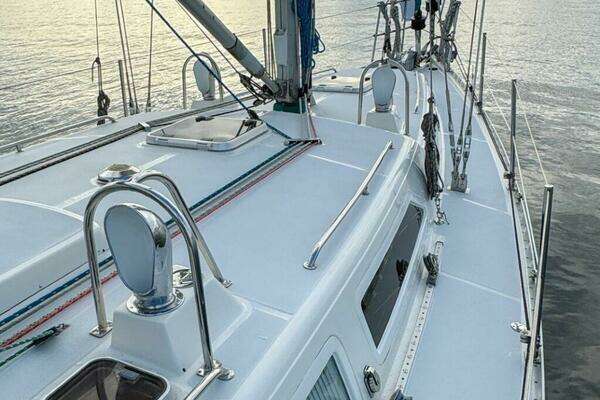 Outbound 44 Yacht For Sale