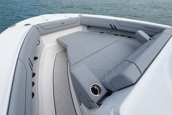 34ft Regal Yacht For Sale