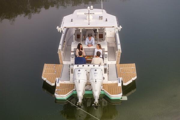 34ft Regal Yacht For Sale
