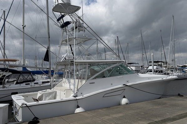 2000 Cabo 45 Express