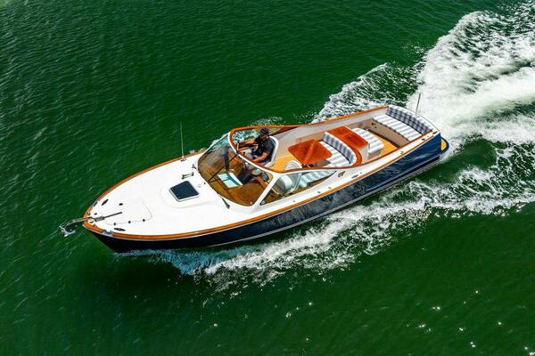 Tira Bella 30ft Hinckley Yacht For Sale