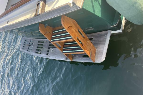 Miracle transom & swimplatform