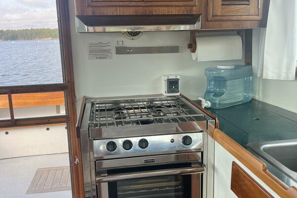 Miracle propane stove & oven