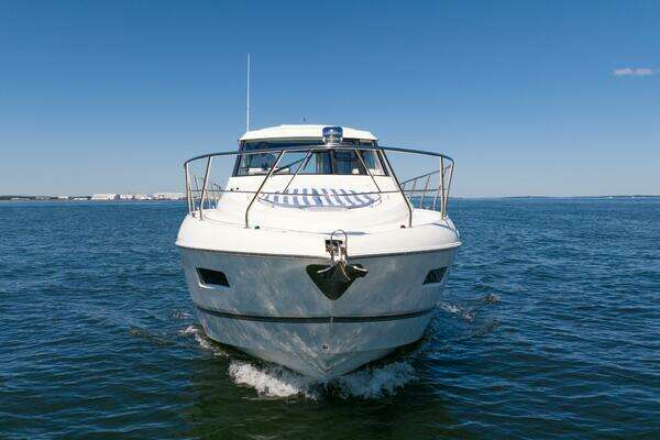 Cruisers Yachts 48 Cantius Yacht For Sale