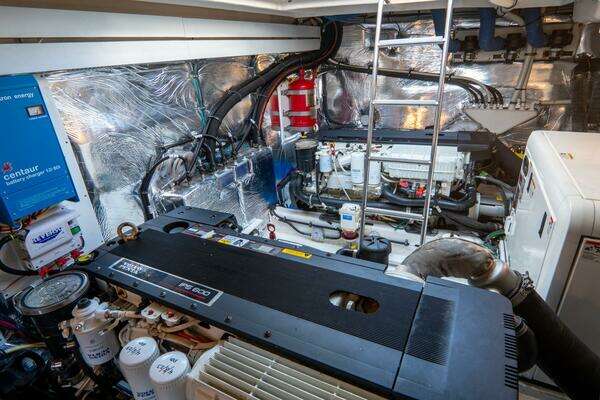 Cruisers Yachts 48 Cantius Yacht For Sale