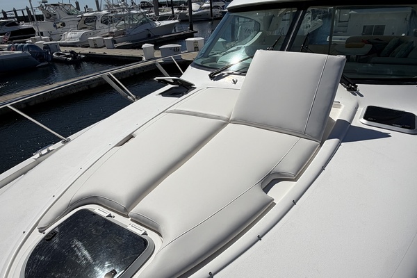 SEPTEMBER 45ft Tiara Yachts Yacht For Sale